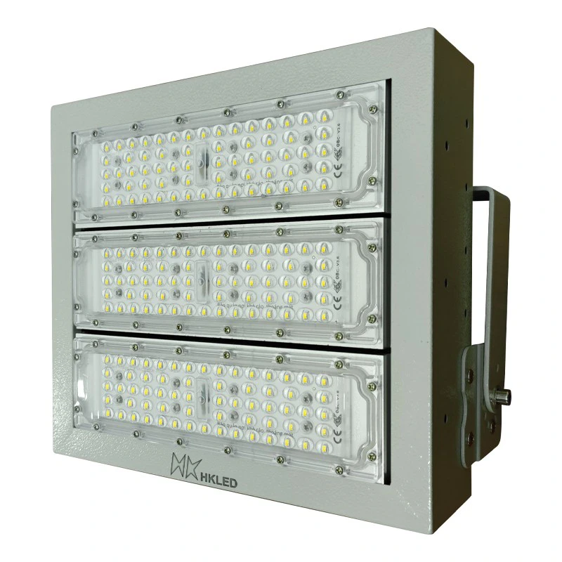 Đèn pha sân cầu lông 150W lắp ráp tại Việt Nam – P02