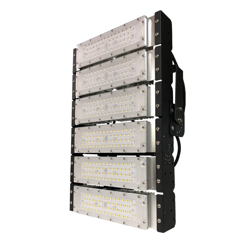 Đèn pha sân cầu lông 300W Chất lượng đỉnh cao – P03
