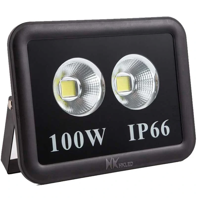 Đèn pha sân cầu lông 100W Bảo hành 3 năm – PTC