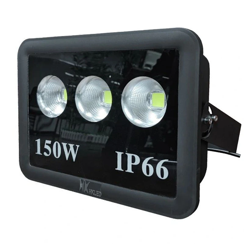 Đèn pha LED – Đèn sân pickleball 150W HKLED nhá máy sản xuất đèn LED uy tín – PTC
