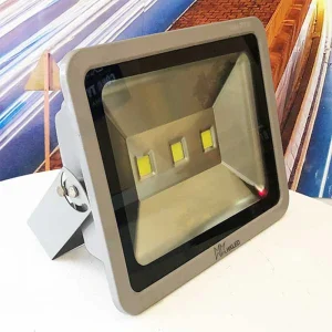 Đèn pha LED – Đèn sân pickleball 150W HKLED nhá máy sản xuất đèn LED uy tín – PXH