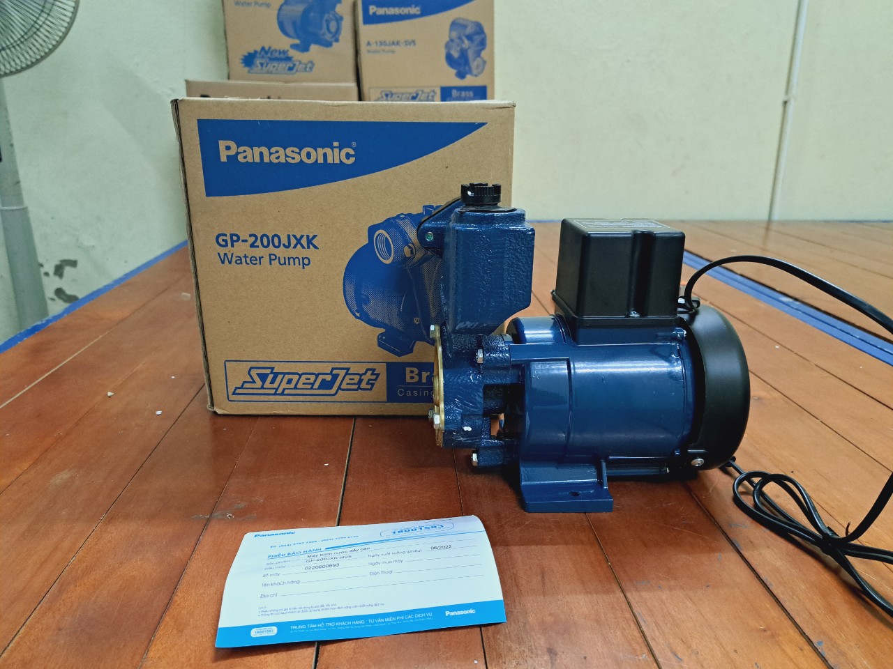 Máy bơm đẩy cao Panasonic GP-200JXK 200W